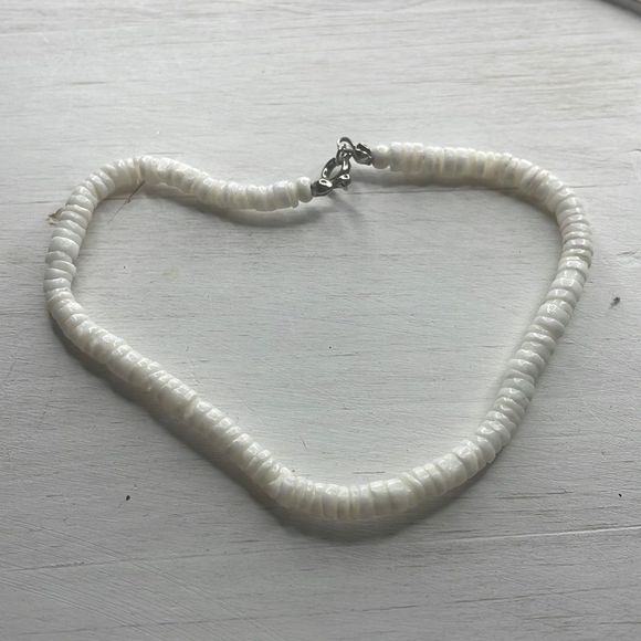 Jewelry - Puka shell anklet